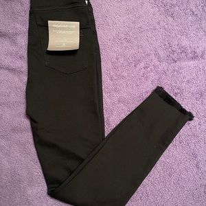 DL1961 Black High Rise Skinny Jeans